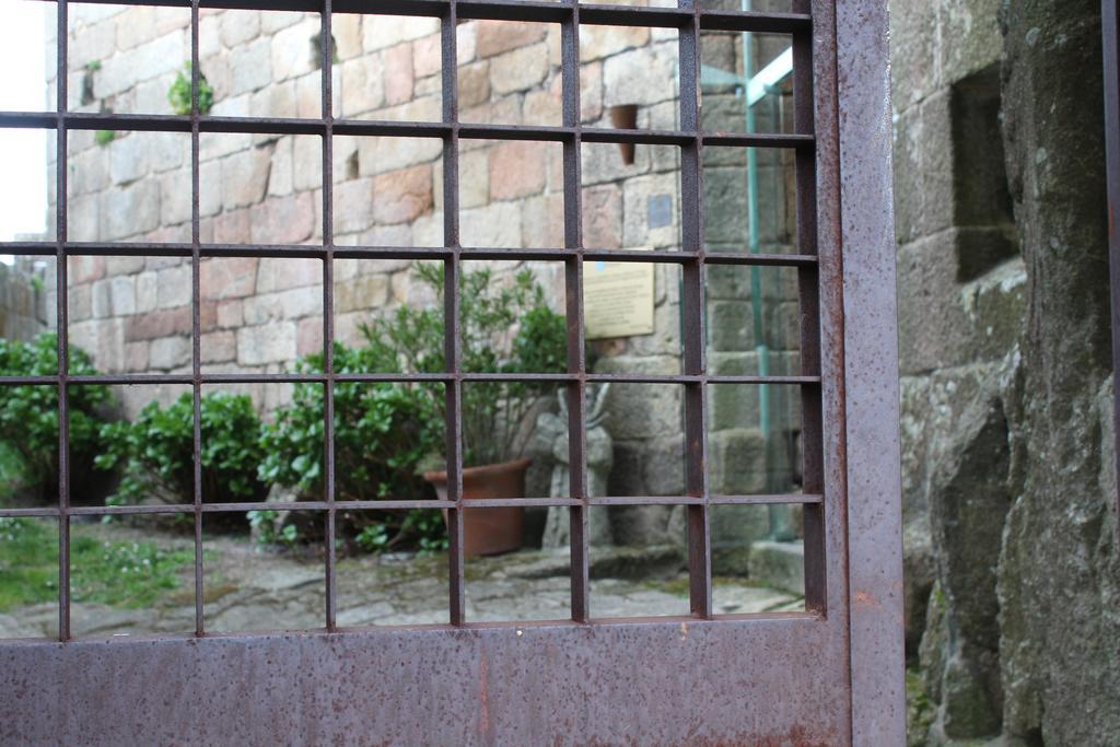 Hotel Monumento Castelo De Maceda Kültér fotó